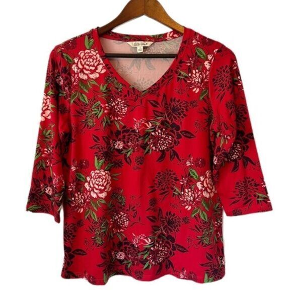 The Pioneer Woman Floral Print with 3/4 Sleeve Top - Picture 1 of 5